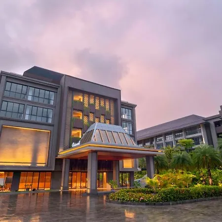 Nusa Dua Suites Bali Powered By Cocotel